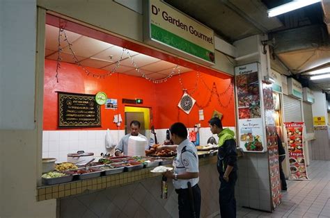 But if you are planning a meal for a group of people of different races and religions it could be a real for convenience's sake, delicious at mid valley was selected for a meal function recently. Mid Valley Food Court - Makan Place - cheap and good food ...