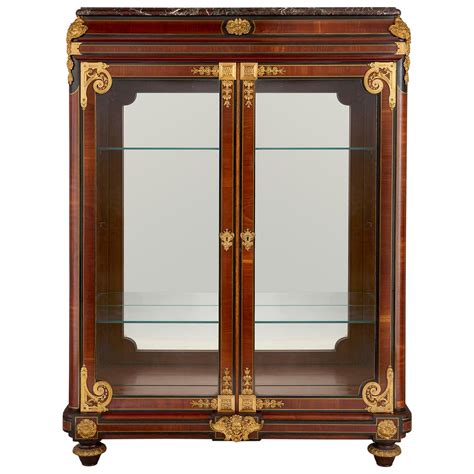 Italian Baroque Style Gilt Wood Display Cabinet At 1stdibs