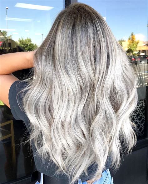 Best Blonde Silver Hair Insanely Cute Silver Blonde Hair Silver Blonde Balayage Hair Blonde