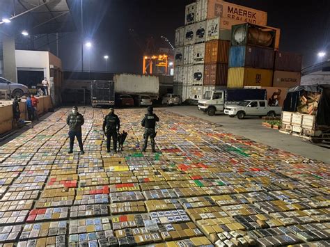 Ecuador Fights Against Drug Smuggling In Containers Diálogo Américas
