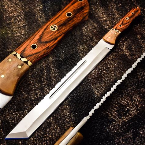 Handmade D2 Steel Machete Hunting Machete Knife Hunting Sword With