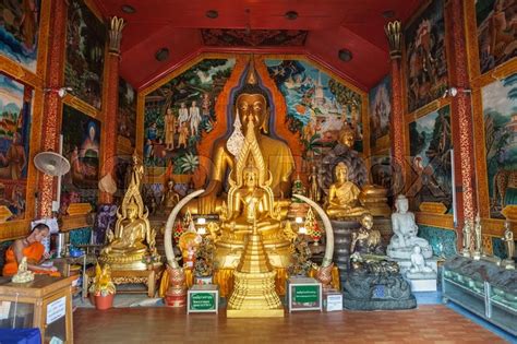 To experience wat phra that doi suthep you have to pay 40 baht (if. Wat Phra That Doi Suthep- The unique ancient temple in ...