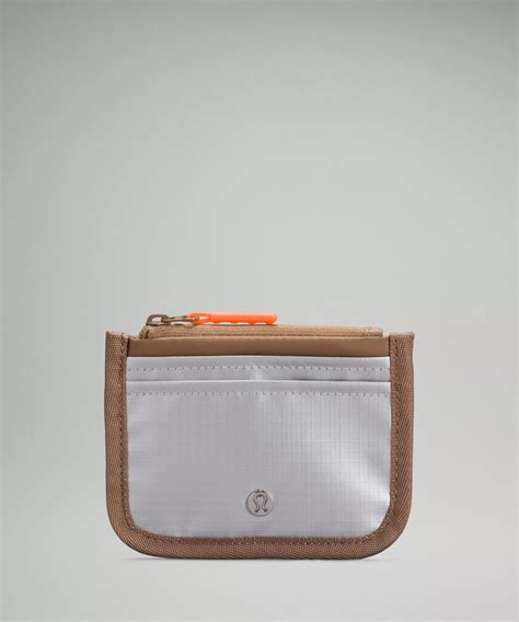 Lululemon True Identity Card Case In Silver Metallic/soft Sand