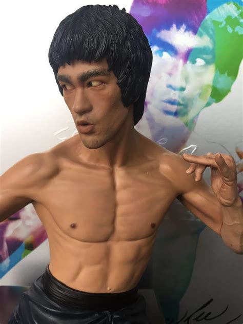 Enterbay Bruce Lee 14 Scale Hd Masterpiece Bust Collection Hobbies