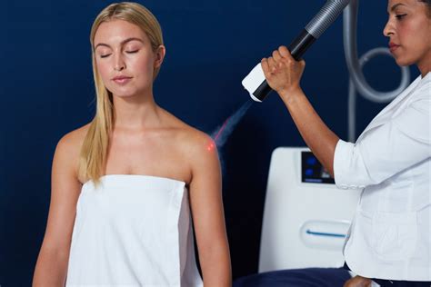 What Is Cryotherapy And How Does It Work