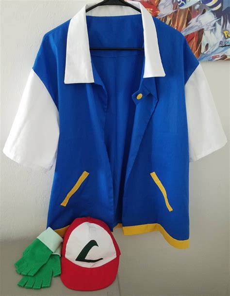 Ash Ketchum Cosplay Jacket Hat Gloves Pokemon Trainer