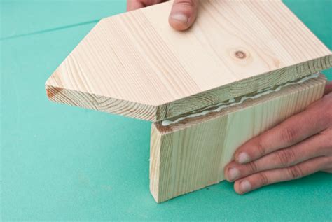 Your birdhouse wood should be 3/4″ thick, because anything thinner will allow heat to build up. How to build a bird house | HowToSpecialist - How to Build ...