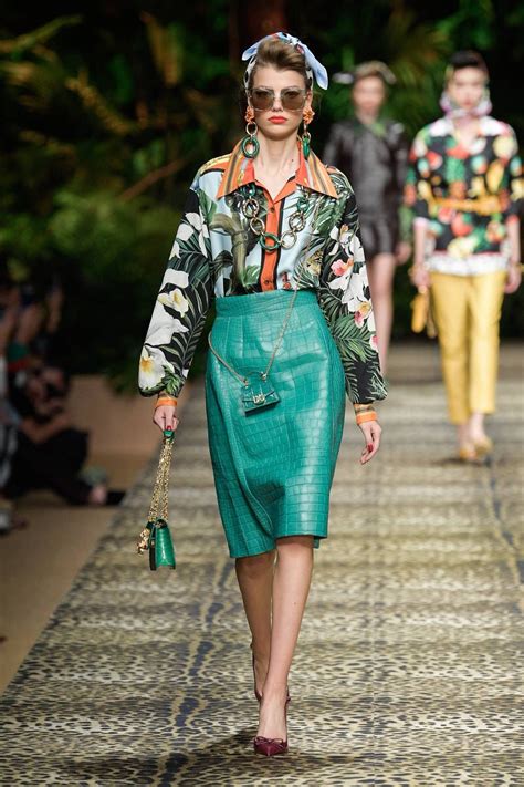 Dolce And Gabbana Springsummer 2020 Ready To Wear In 2020 Fashion