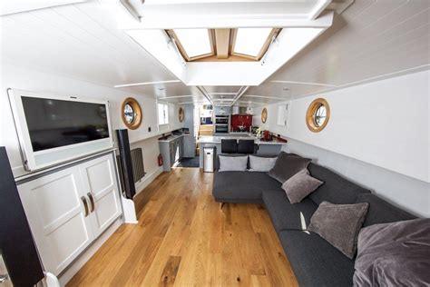 What Its Like To Live On A £300000 Houseboat In London The Independent