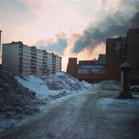 Sunset And Copper Fumes Over The City Of Norilsk Mit Bildern