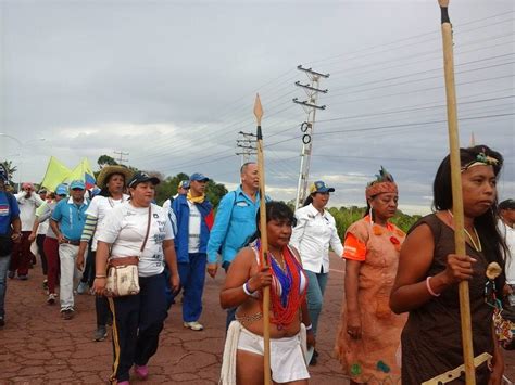 Representantes De Los Pueblo Indígenas Del Amazonas Iniciaron Caminata Hasta Caracas — El