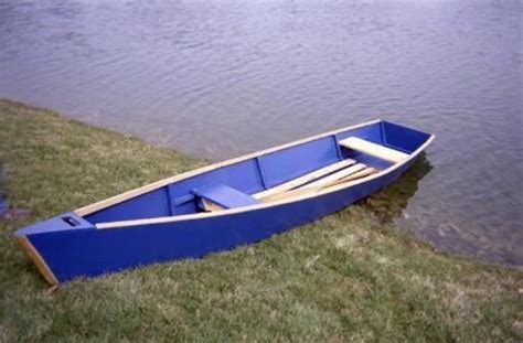 Cajun Skiff Or Pirogue Design From Gator Boats Boatbuilding Wooden