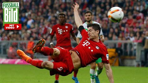 Die torschützenliste mit allen torschützen, vorlagen und topscorern der bundesliga 2020/21. Die 50 besten Tore der Bundesliga - Ein Zauber-Tor, das ...