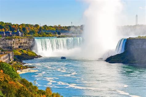 Fall Foliage & Niagara Falls | Adventure Caravans - Guided RV Tours