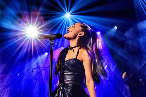 Ariana Grande Turns Cool Girl Theory On Its Head Teitel Toronto Star