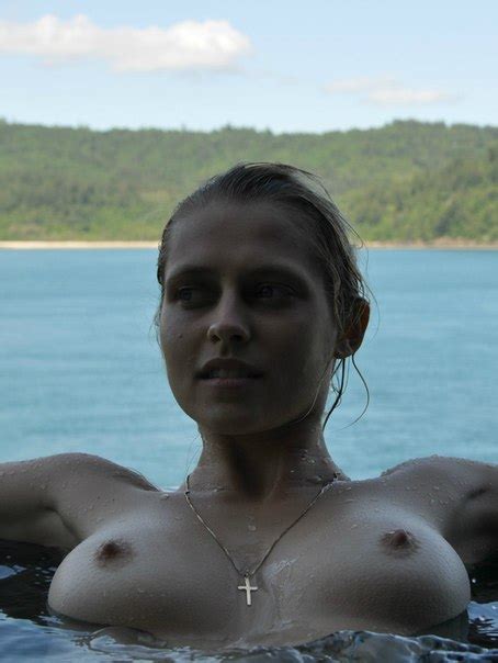 Teresa Palmer Nude
