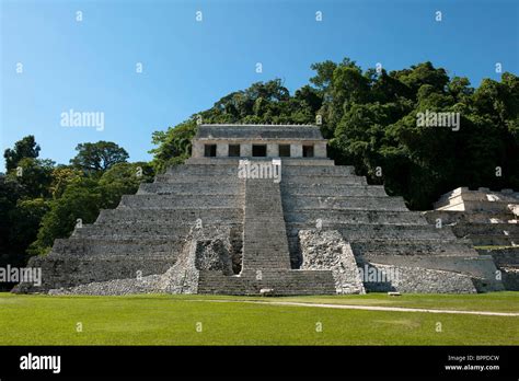Maya Ruins Of Palenque The Temple Of The Inscriptions Palenque