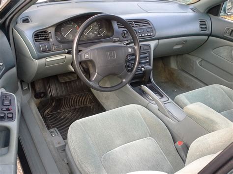 Honda Accord 1994 Interior
