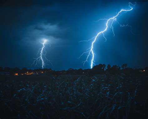 How To Capture Lightning In Digital Photography