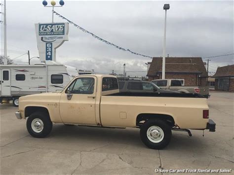 1984 Chevrolet Ck 10 Series Scottsdale K10 4x4 5 Speed Manual 2 Door