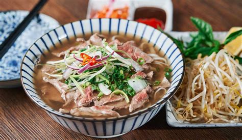 The Best Food In Vietnam 9 Traditional Dishes You Must Eat