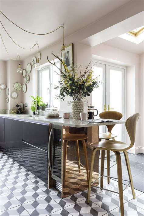 Check spelling or type a new query. 10 kitchen interior design tips from an expert - create ...