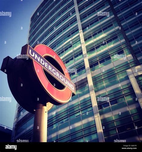 London Underground Roundel Stock Photo Alamy