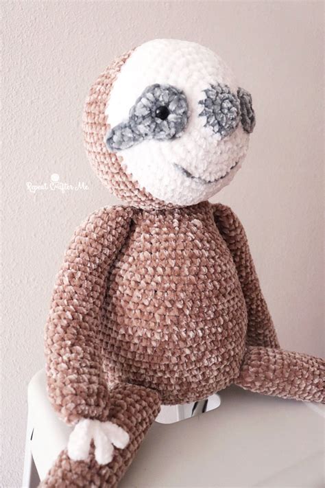 Crochet Sloth With Bernat Velvet Yarn Repeat Crafter Me