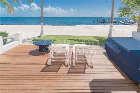 Cancun Zona Hotelera Bahia Cancun Casa 5 Recamaras En Venta Mls