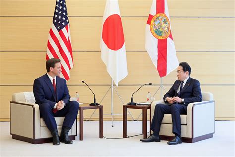 会见美国佛罗里达州州长德桑蒂斯 首相行程 日本国首相官邸