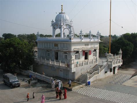 The city of nanded is the district headquarters. Gurdwara Sri Nanaksar Sahib Nanded | Discover Sikhism
