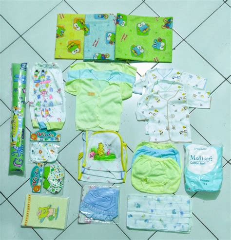 Jual Paket Perlengkapan Bayi Baru Lahir Di Lapak Puffy Babys Awawaweg1106