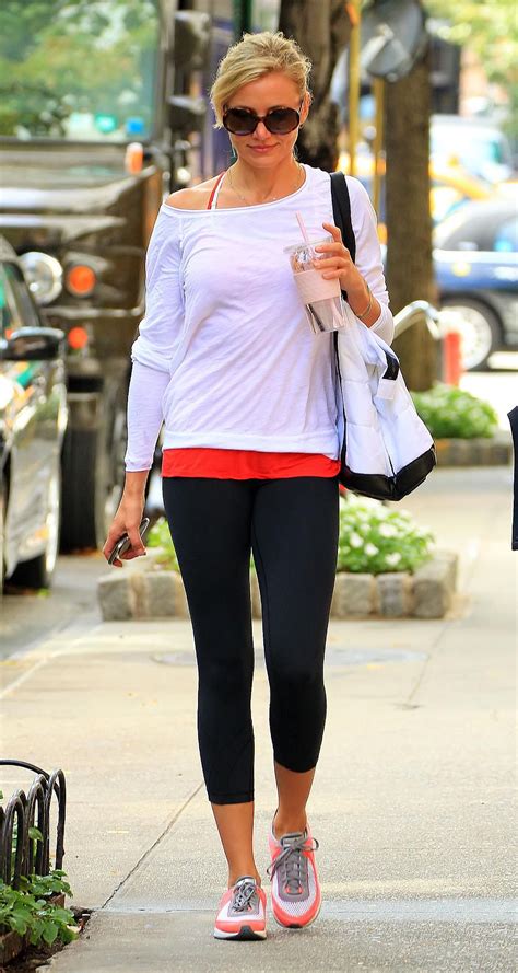 Pin By Fashion Dolling On Cameron Diaz Workout Clothes Gym Style Style