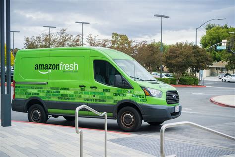With Amazon Fresh Delivery Now Free Grocers Must Bet On Convenience To