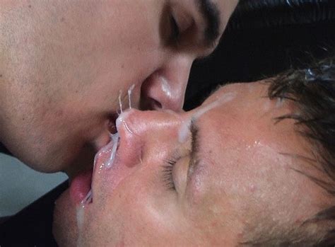 Gay Porn Kiss Hardcore Videos