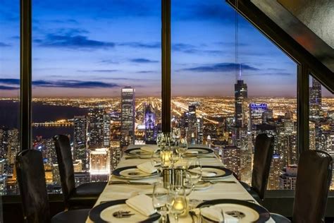 These 10 Restaurants In Illinois Have Jaw Dropping Views While You Eat