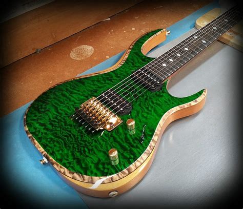 Kiesel Guitars Carvin Guitars K7 K Series Deep Green Over Quilted