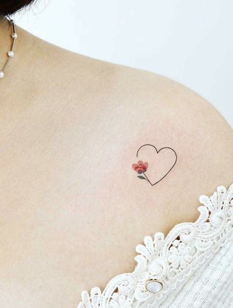 25 Passionate Heart Tattoos For Women The Trend Spotter