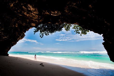 19 Hidden And Secret Beaches In Bali Where You Can Find Pristine Shores