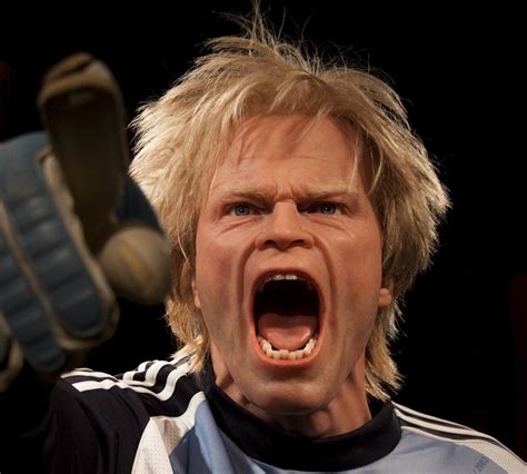 This opens in a new window. Le foot selon Trifon: Oliver KAHN le métrosexuel