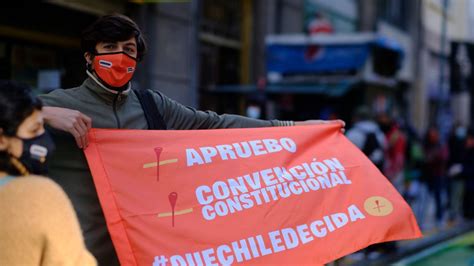 La que tendrá 100% de sus miembros electos (también conocida como convención constituyente), estará integrada por 155 personas. *Editorial*|Aprobar un nuevo Chile es votar Convención Constitucional | Revolución Democrática