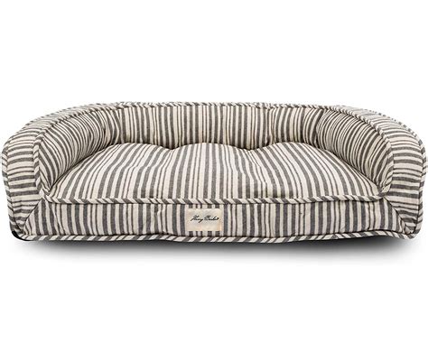 35 Stylish Modern Farmhouse Dog Bed Options Hey Djangles