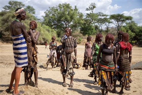 Ethiopia Turmi Village Omo Valley Dance Hamer Fotografía Editorial Imagen De Mujer Danza