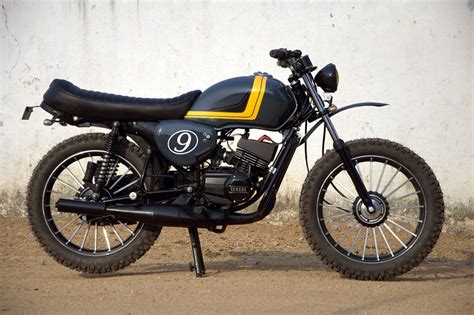 Eimor Customs Chaser Modified Yamaha Rx100 Price And Specs Motoauto