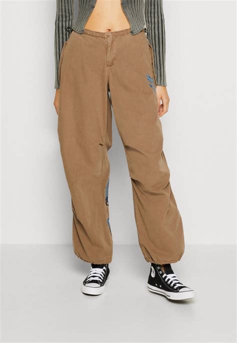 Bdg Urban Outfitters Embroidered Baggy Tech Pant Trousers Choc