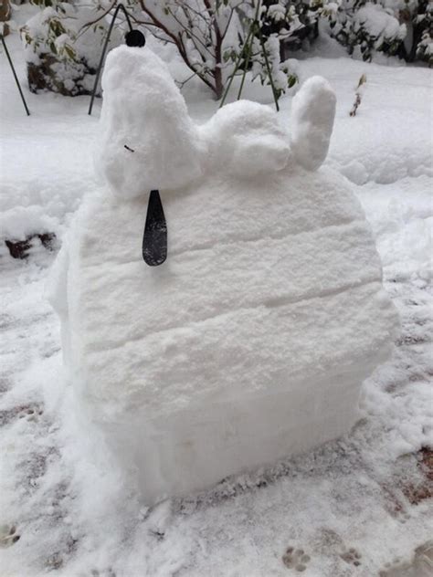25 Ridiculously Creative Snow Sculptures That Happened This Winter