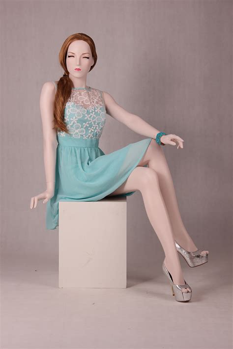 Fashion Full Body Realistic Female Mannequin Glossy White Life Size
