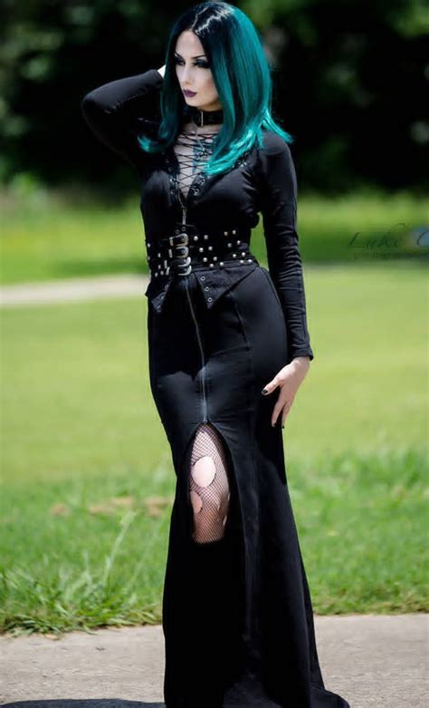 Pin By Cstoday On Goth Beauty Gothic Fashion Fashion Goth Fashion