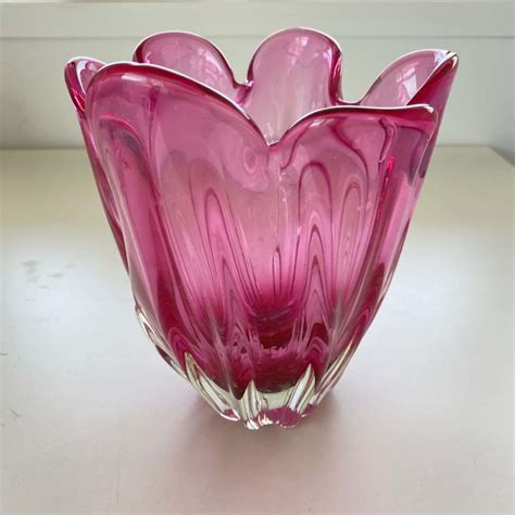 Mid Century Iwatsu Hineri Japanese Art Glass Vase Cranberry Pink