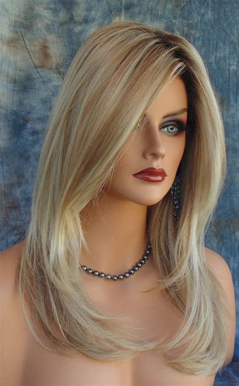 Scene Stealer Synthetic Wigs Nib Color Shaded Biscuit Rooted Blond